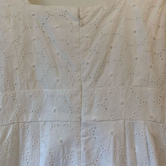 Tahari Arthur S Levine White Cotton Eyelet Sheath Dress Size 8 - Picture 7 of 13